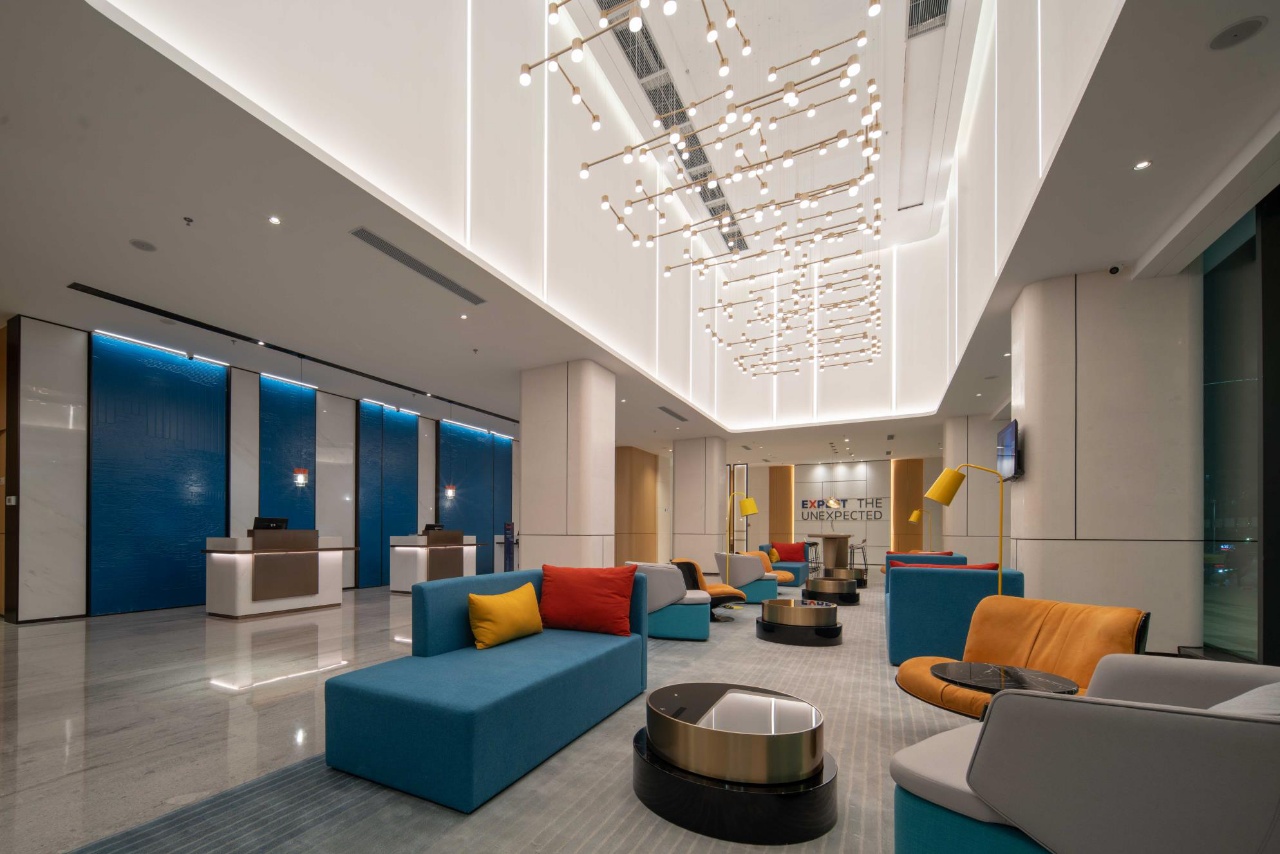 龙华大浪高速口酒店客房184间餐饮会议公寓等设施配套齐全。