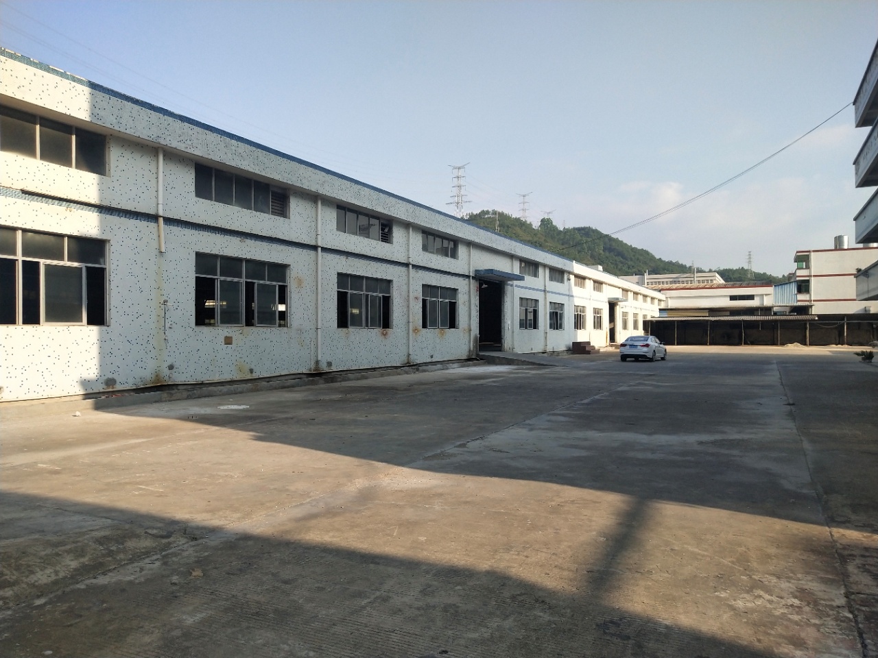 惠东独院单一层钢结构厂房仓库3800平方出租，可分租可做生产