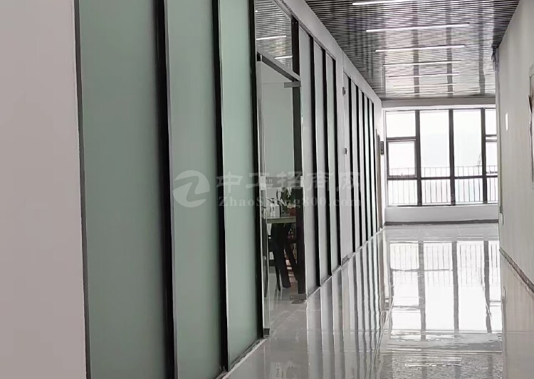 东莞市万江区5A级写字楼精装修办公室大小面积可分租7