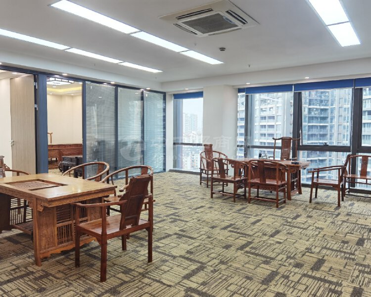 龙华地铁旁甲级红本写字楼办公室精装修300平方出租60平分