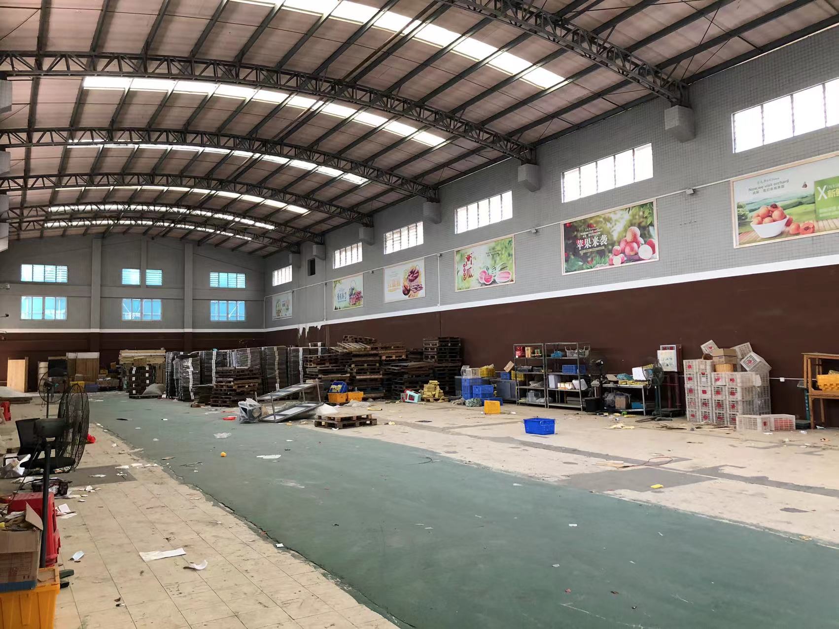 高埗镇独栋厂房出租，滴水8米，仓库生产都很合适，位置相当好。