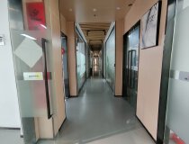 爱联地铁口创意园精装修80平方带家具空调直租