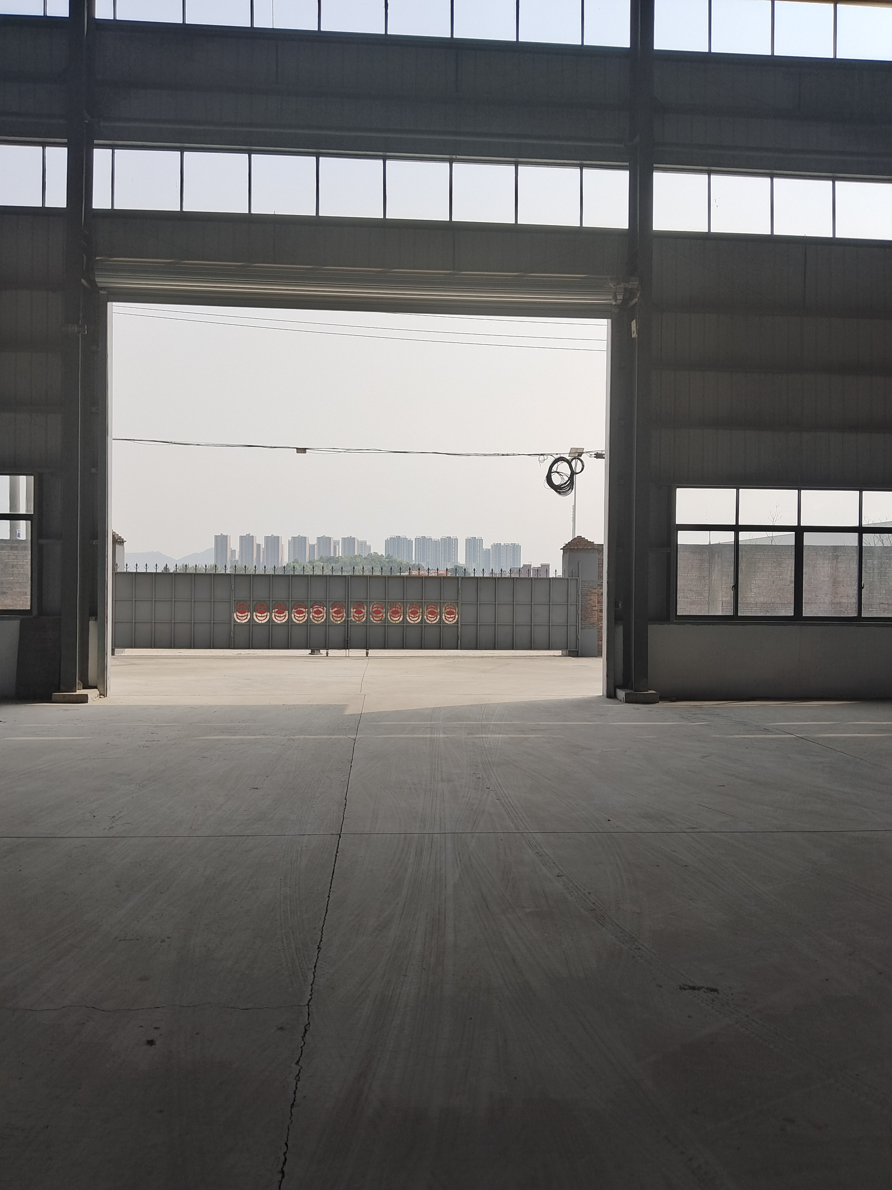 佛山市禅城区南庄镇新出单一层钢结构带牛腿厂房仓库重工业厂房