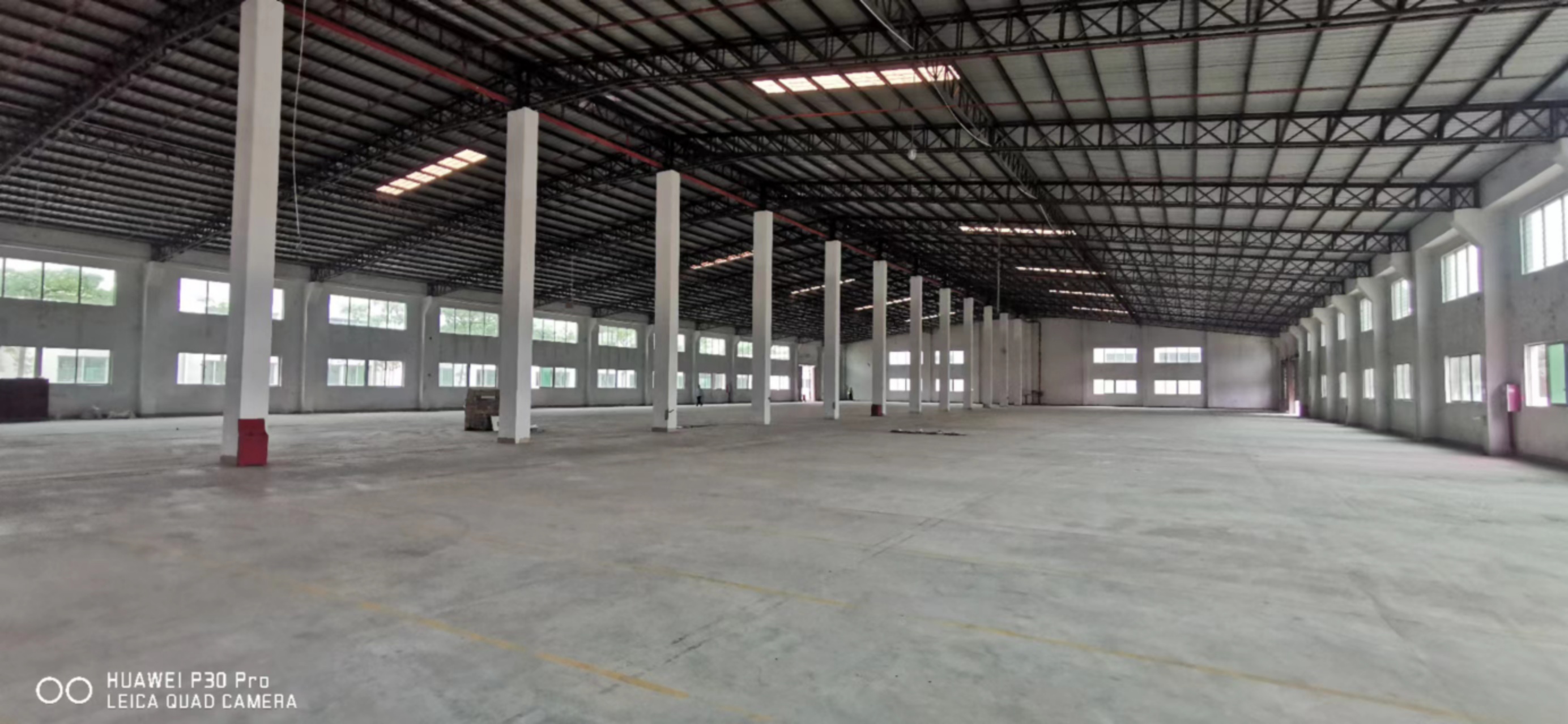 惠东平山独院单一层钢结构厂房仓库2800平方出租，可分租