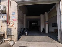 天河区珠村大粒沙450平仓库招租。