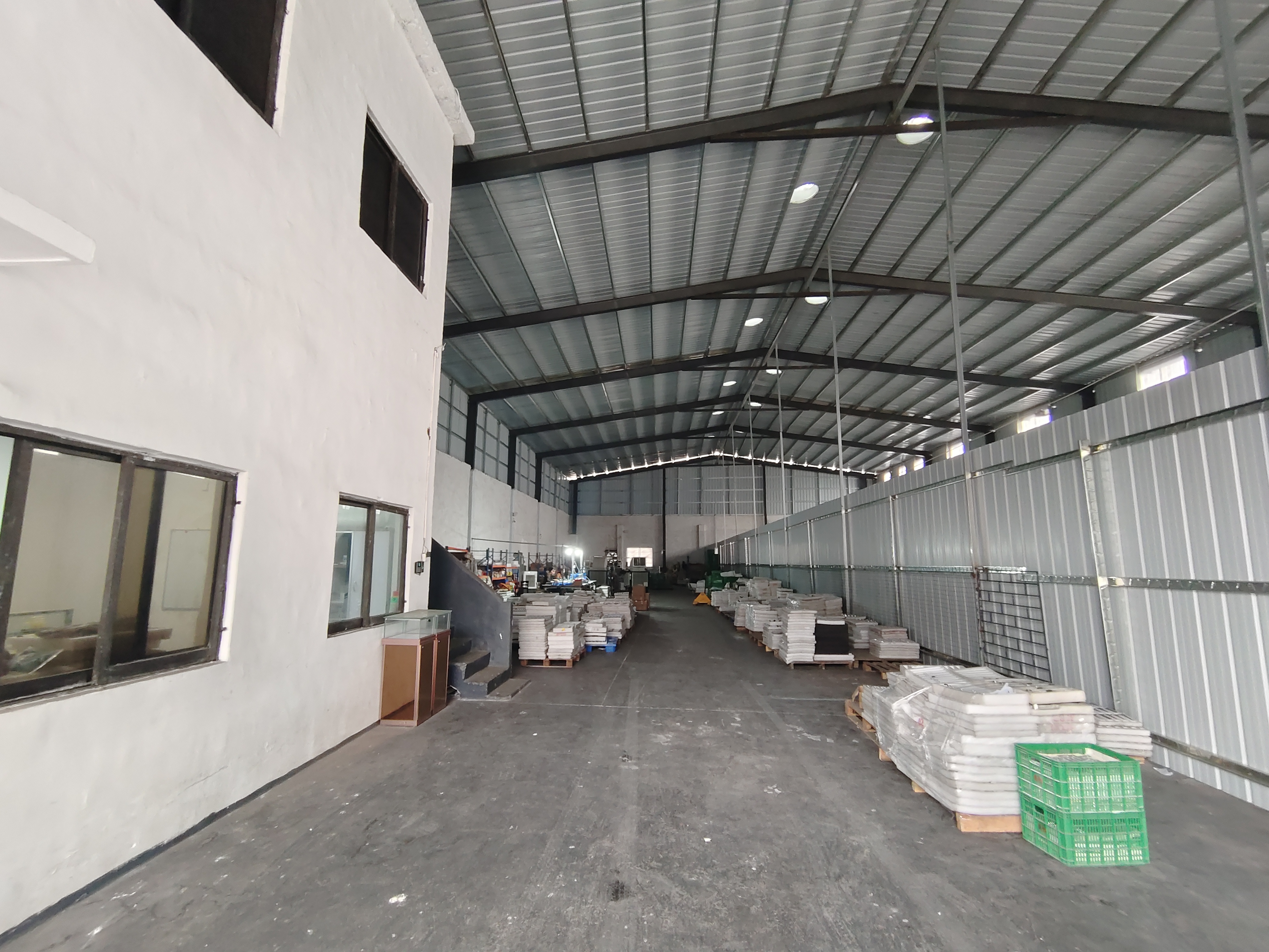 大沥太平工业区一手房东中高9米，可做铝材，可做仓库