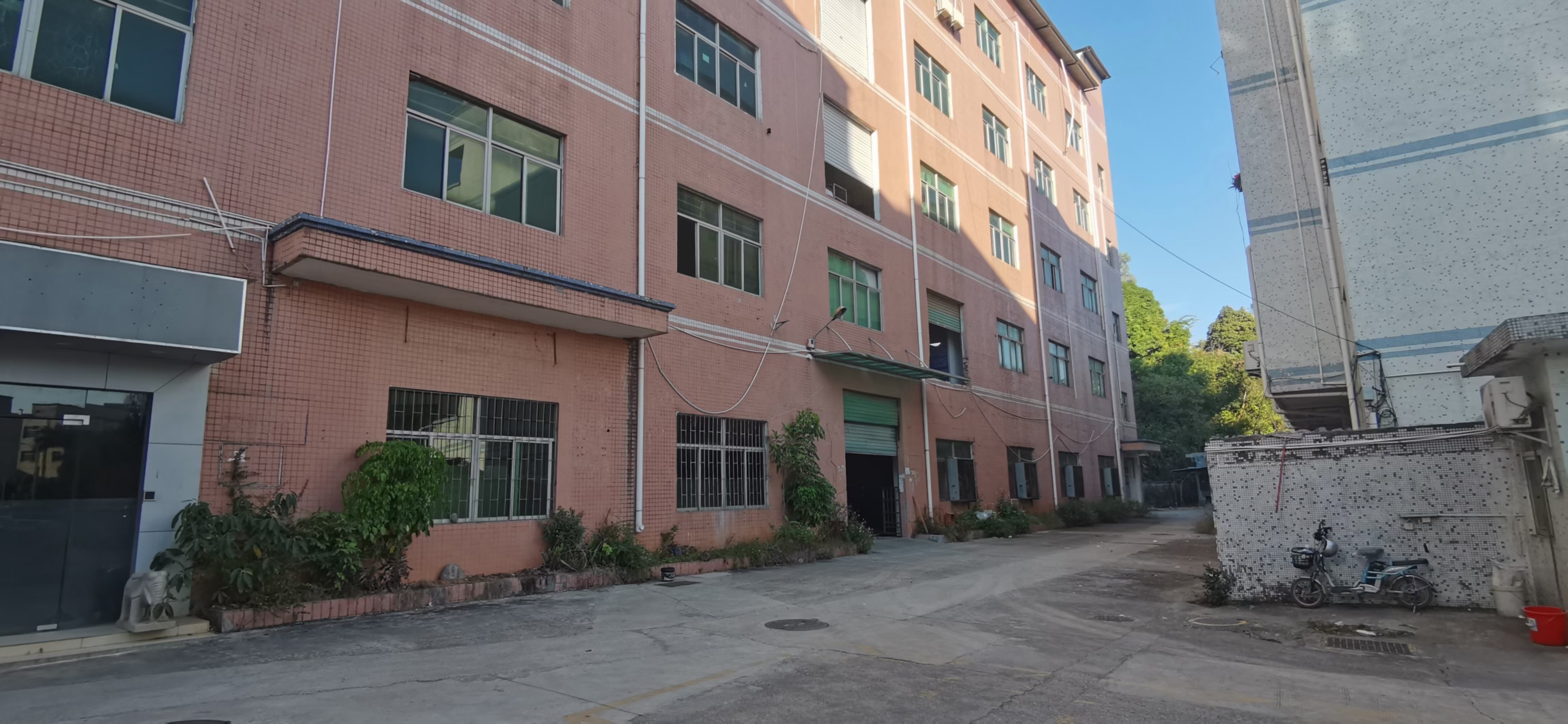 临深片区清溪镇镇中心区国有双证厂房出售支持按揭首付三成 临深片区清溪镇镇中心区国有双证厂房出售支持按揭首付三成