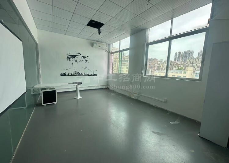 杨美地铁口电商园办公厂房400平带装修3+1格局4