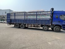 南山西丽1300平仓库出租带卸货平台，可放建材进大货车。