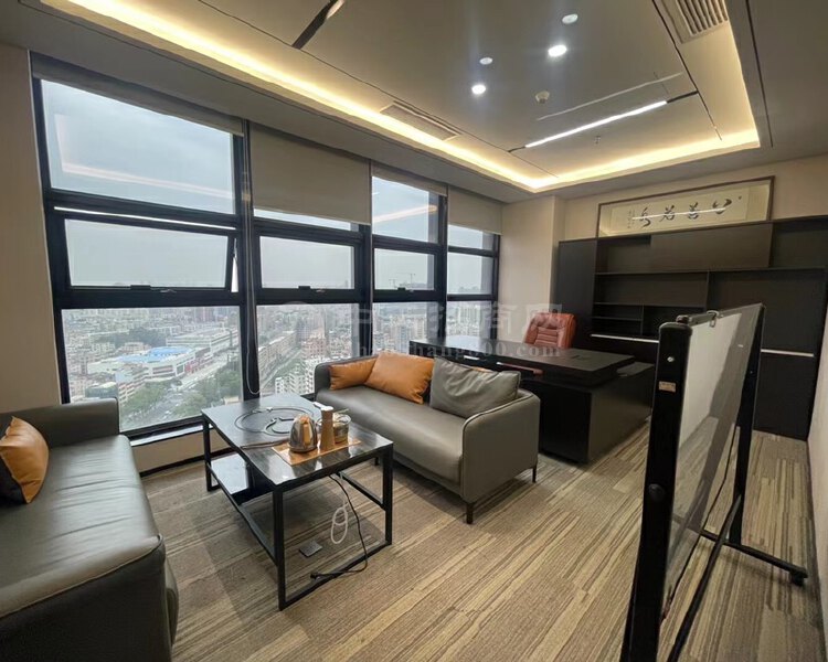 龙华清湖300平4+1格局精装写字楼，带家私空调可拎包办公。