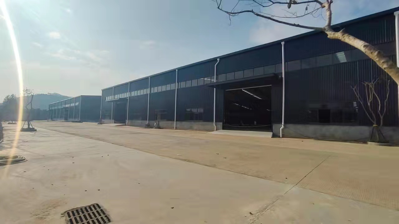 惠东独院单一层钢构厂房仓库2800平方出租，可分租