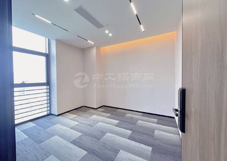深圳南山科技园232平精装办公室出租4