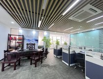杨美会所办公室560平现成豪华装修，带餐厅，厨房，独立卫生间