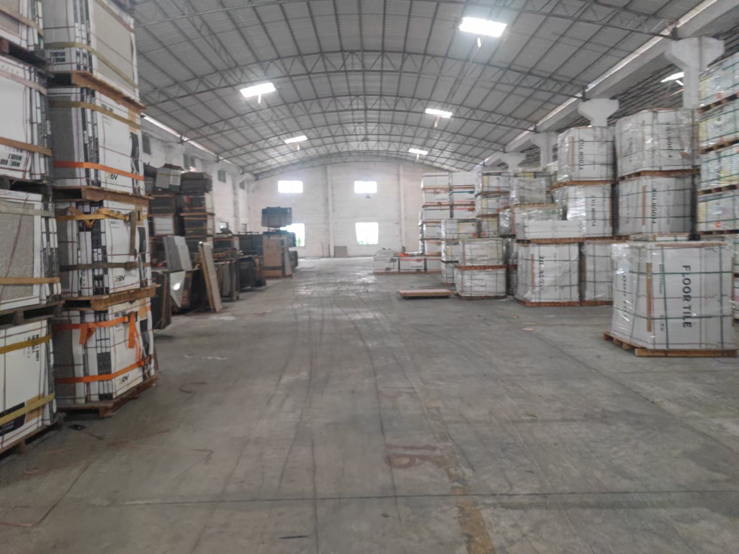 南庄易运新出400/600平方小面积陶瓷仓库，价格合适，