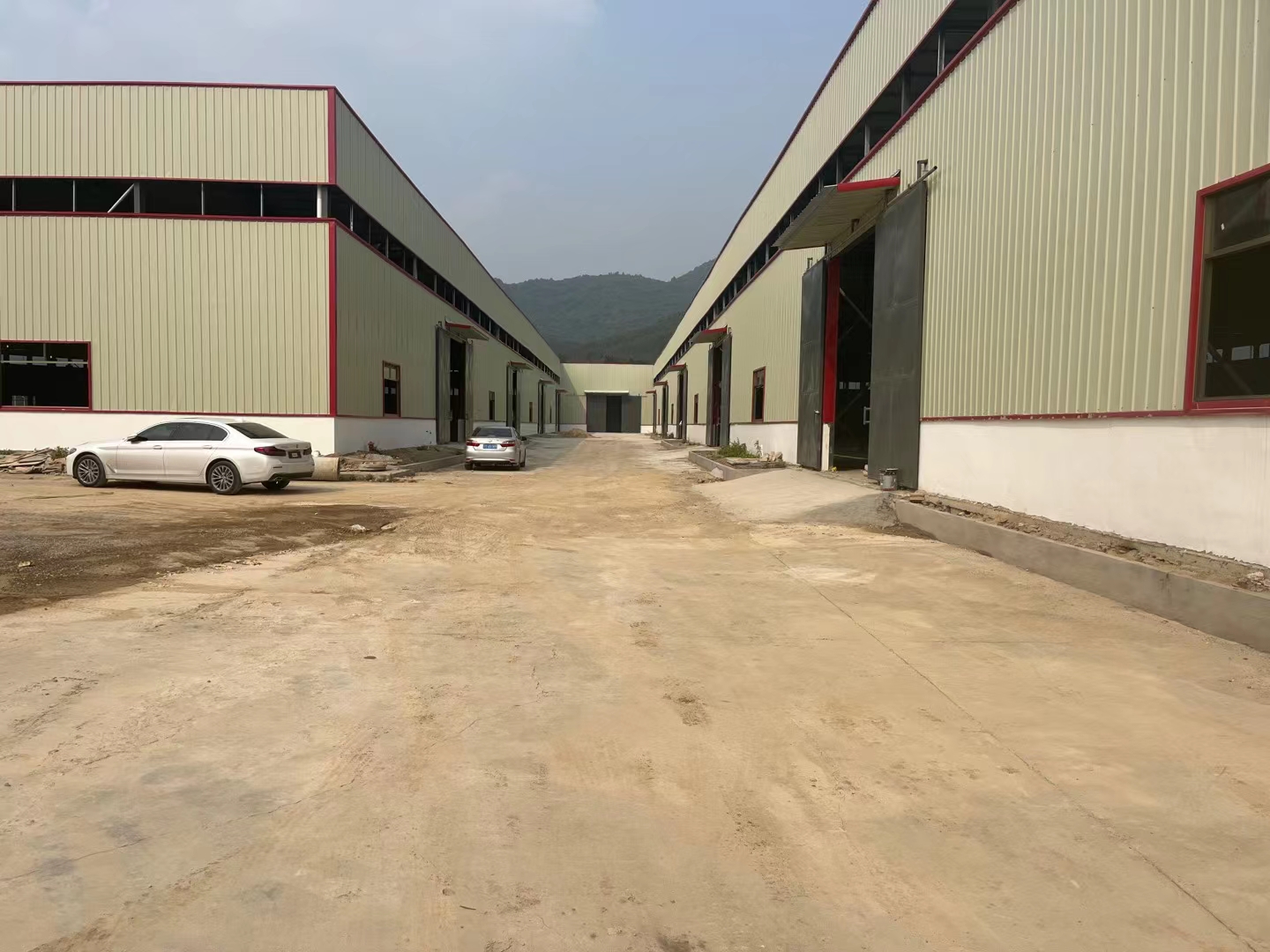 白云区全新钢构厂房仓库6500平米低价出租