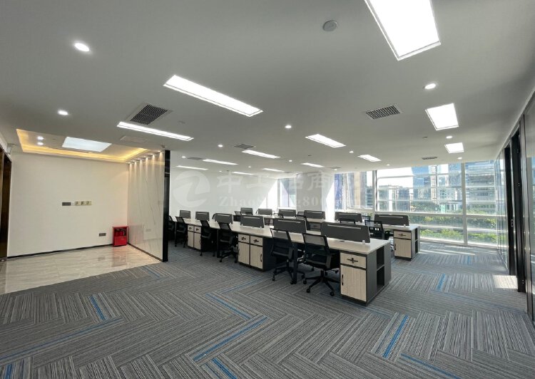 大冲商务中心339平全新装修，带隔间，环境优美，采光好。5