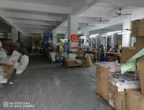 深圳市龙岗500平新出房源1.高薪产业园交通便利现空出厂
