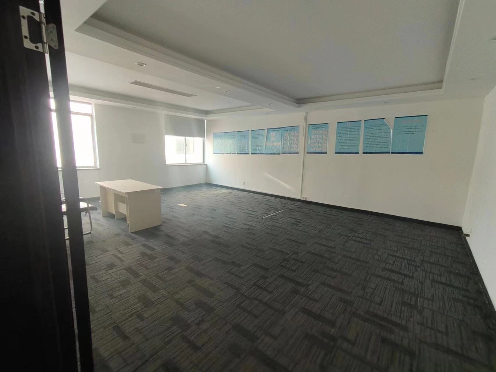 东莞市东城街道办公室写字楼出租最小10平方可办公可注册。