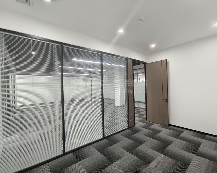 光雅园地铁口200平至500平精装修办公室使用率高