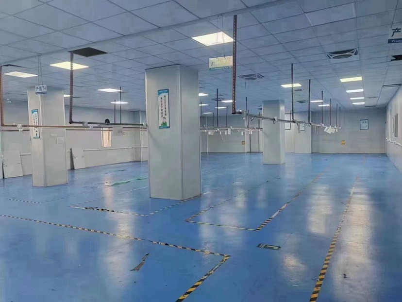 东莞虎门3000平方电子厂出租。现成无尘车间。六间办公室