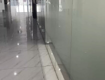 沙井地铁口零距离全新精装修形象好写字楼落地窗