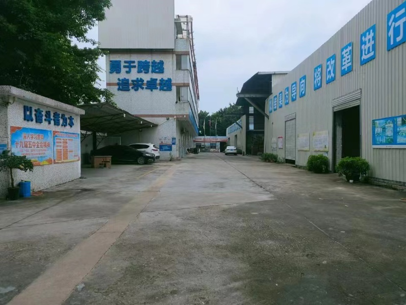 广州市白云区人和镇国道附近工业园区标准厂房一楼适合仓库小加工