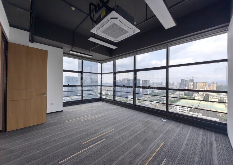 龙岗宝龙地铁口甲级红本写字楼300平3个隔间办公室出租8