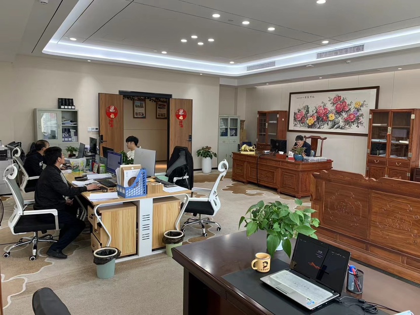 深圳北站零距离甲级写字楼2000平中央空调豪华装修
