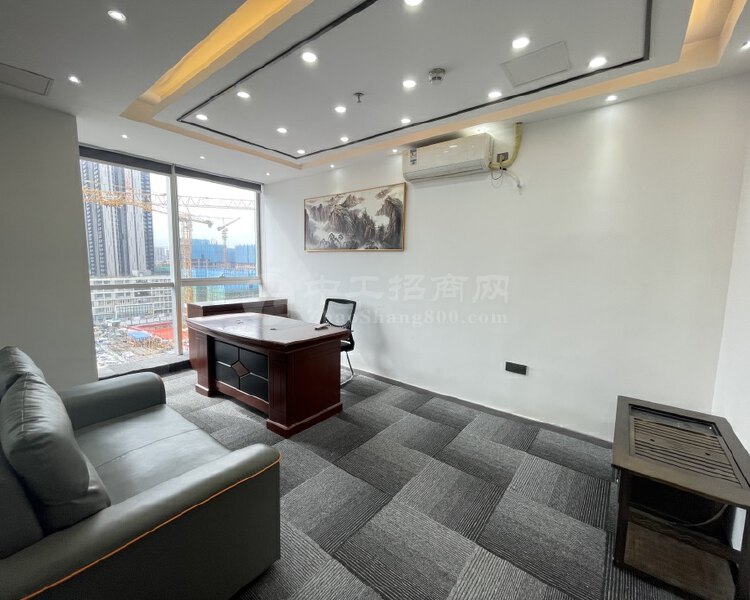 清湖地铁站精装甲级写字楼165平，2+1带家私空调落地窗