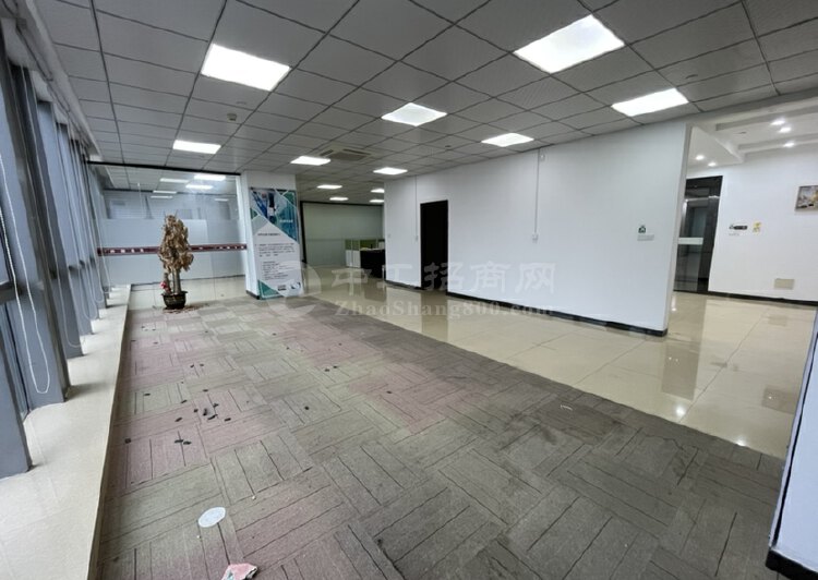 深圳福田红本写字楼办公室出售2连层5折特价2万双地铁口5