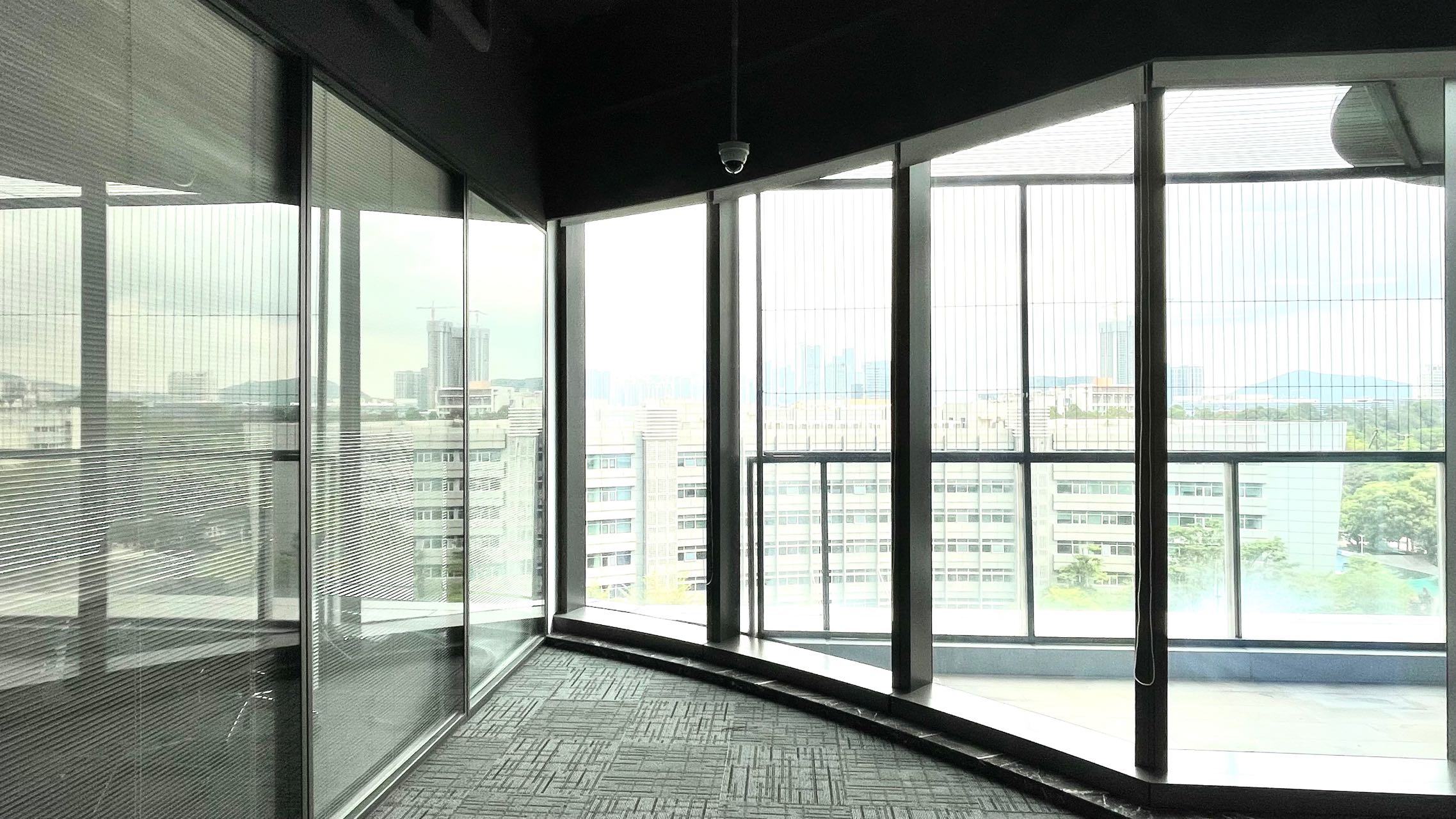 南山科技园北区创益科技大厦新装修1083平带独立大阳台