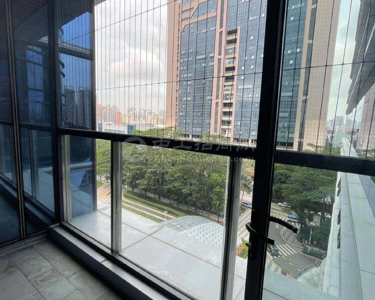 南山科技园北区创益科技大厦新装修1083平带独立大阳台