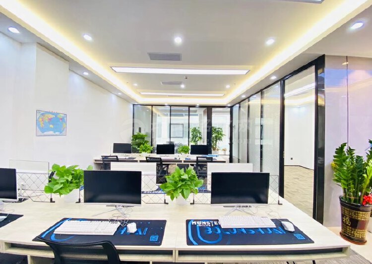 清湖新出176平3+1格局，精装带家私中央空调拎包办公。4