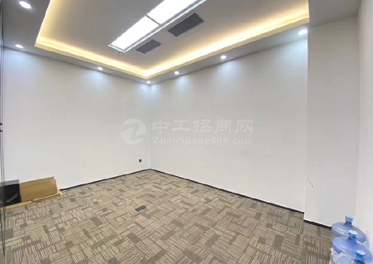 清湖新出176平3+1格局，精装带家私中央空调拎包办公。3