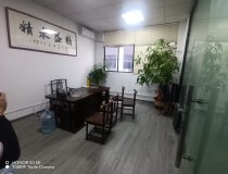 光明区蒋石工业区3楼1580平方带装修出租