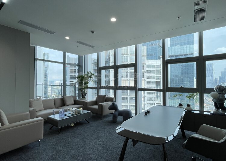 科技园稀缺双阳台豪装办公室900平，大气老板间，配高端家私7