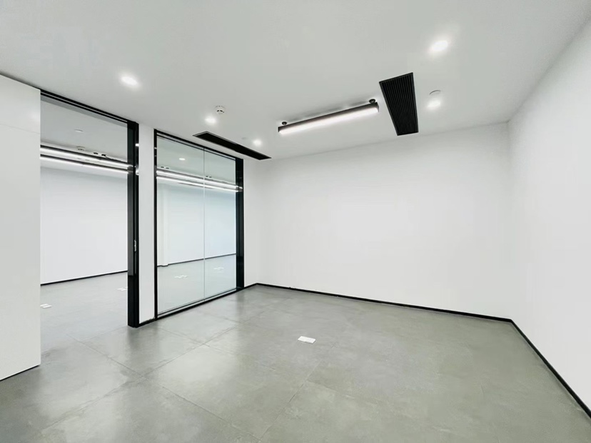 壹方天地园林式复试办公室320平6个格局落地窗精装办公室出租