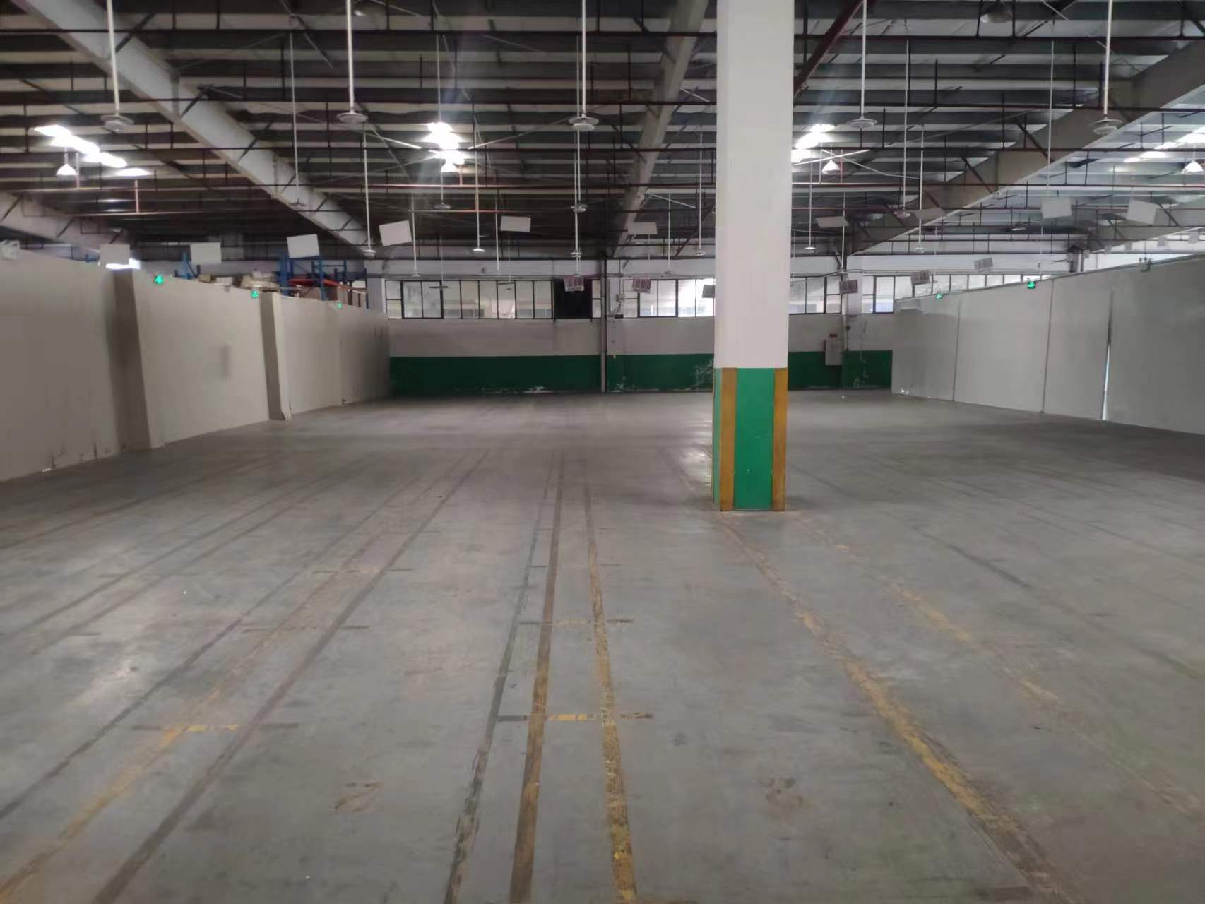 黄埔科学城新出厂房仓库5000平层高7米有卸货平台