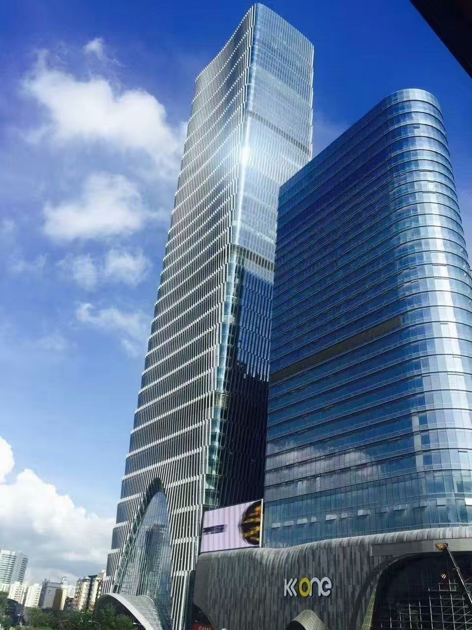 京基滨河时代大厦 高层37业主自有房屋出租精装修带300万