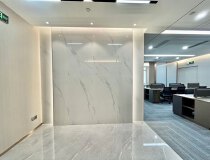 龙华地铁口地标甲级160平3个隔间带家私空调办公室出租