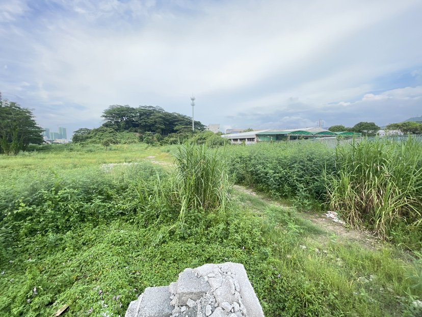 中山市火炬开发区空地出售交通方便随时可以报建有少部分房子1