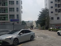 深圳西乡片区地铁口物业独门独栋红本厂房6800㎡出售