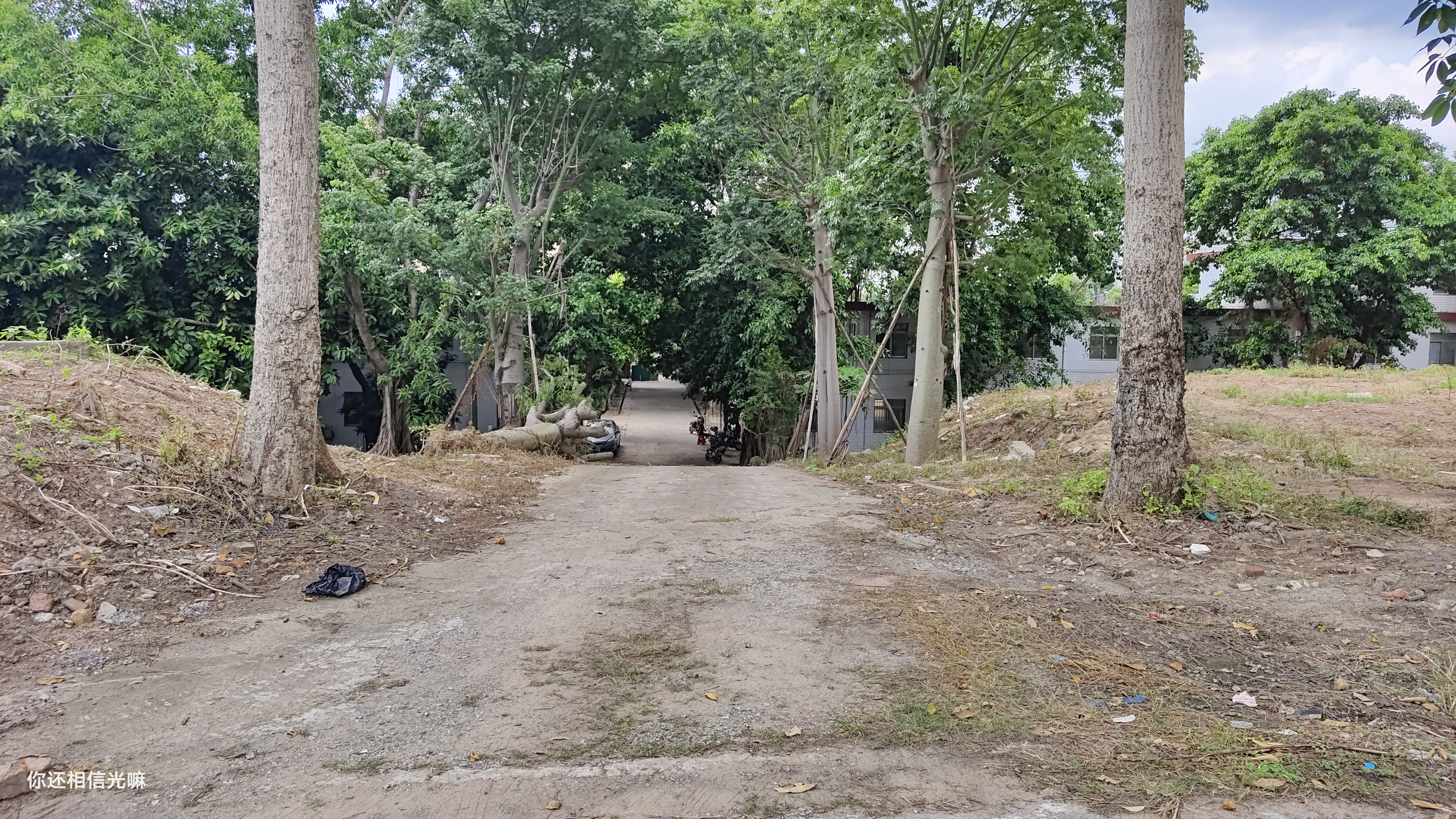 海珠区赤岗中心地点空地\可搭建2