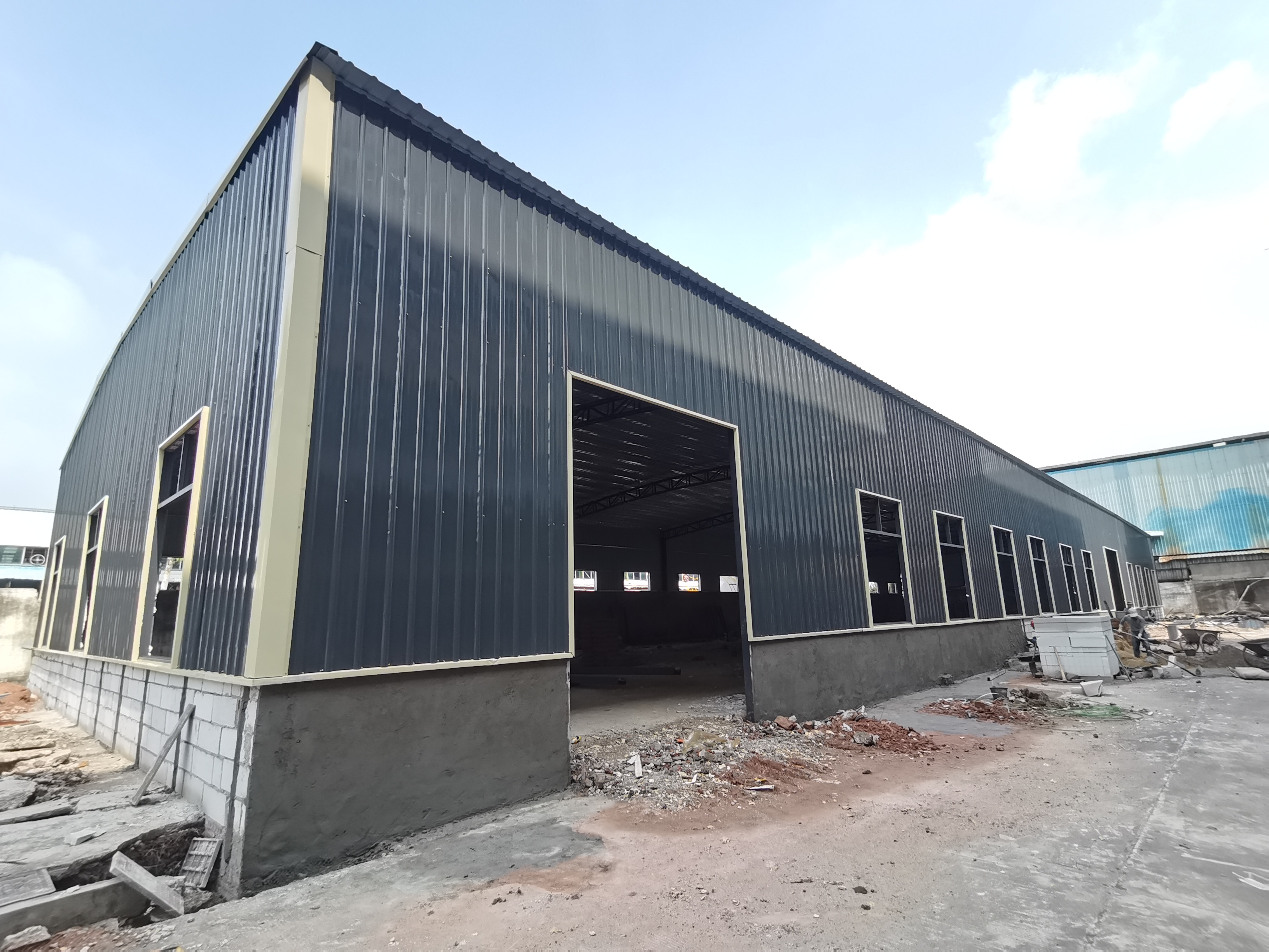 仲恺全新钢结构厂房仓库1000平低价出租可办环评滴水8米。