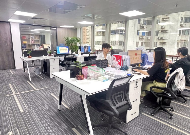 珠江新城精装写字楼，30~300平方，小面积办公室3