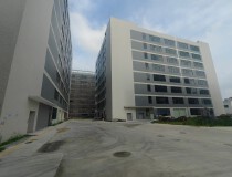 钟落潭工业园区红本厂房出租，大小可分租场地方正实用性强高。
