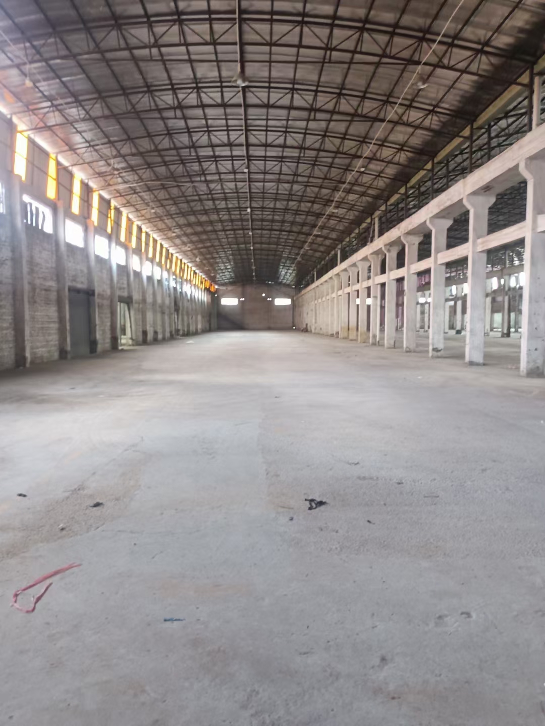 禅城南庄独院单一层厂房仓库26000平500平起分租，主干道