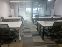 海珠区滨江路125平方全新装修办公室