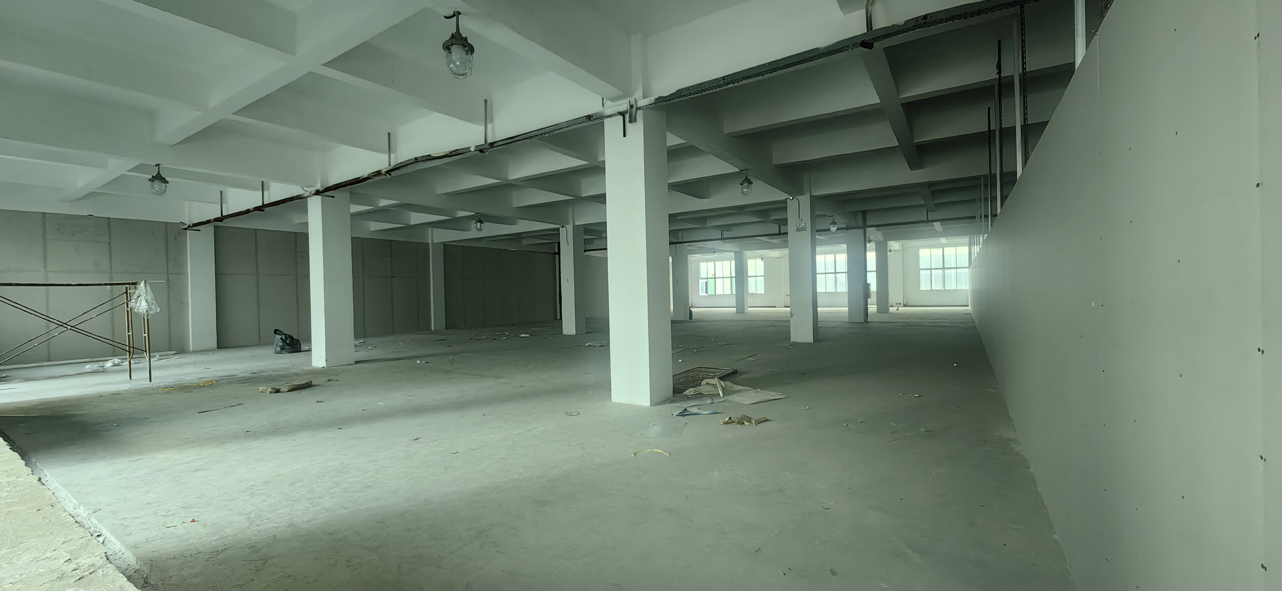 新塘镇夏埔新出楼上标准厂房1000平米出租仓库办公室