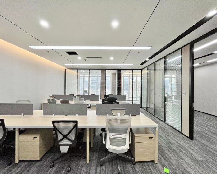 深大地铁口超甲级写字楼精装办公室205平带全套家私户型方正